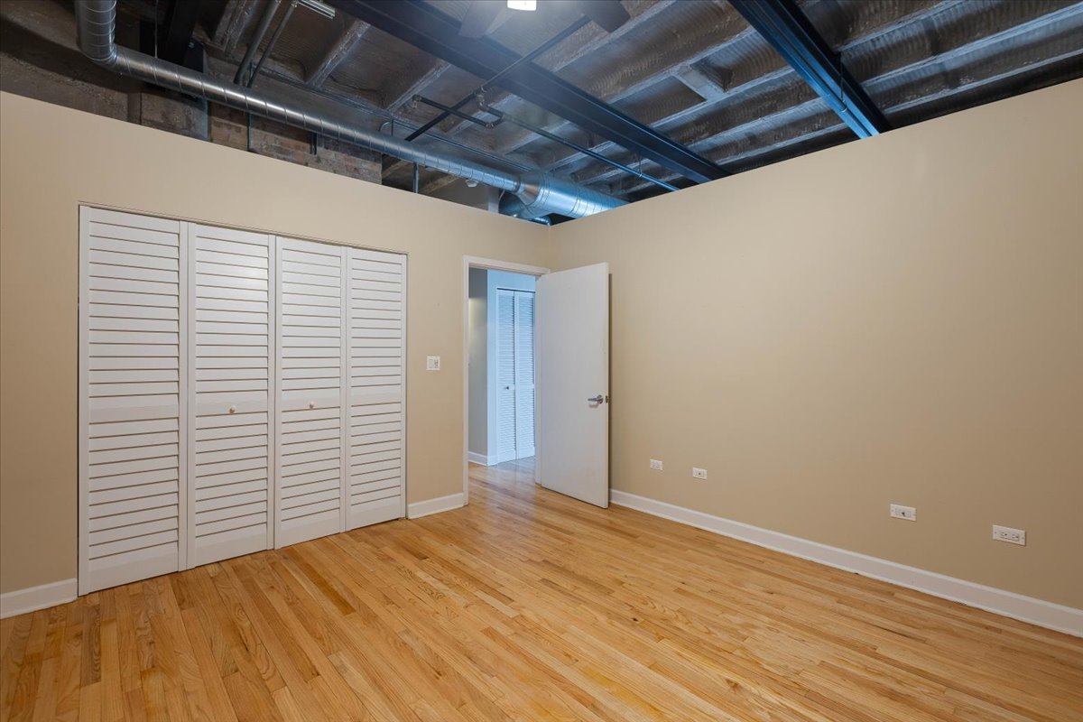 2545 S Dearborn Street 508 Property Photo 21