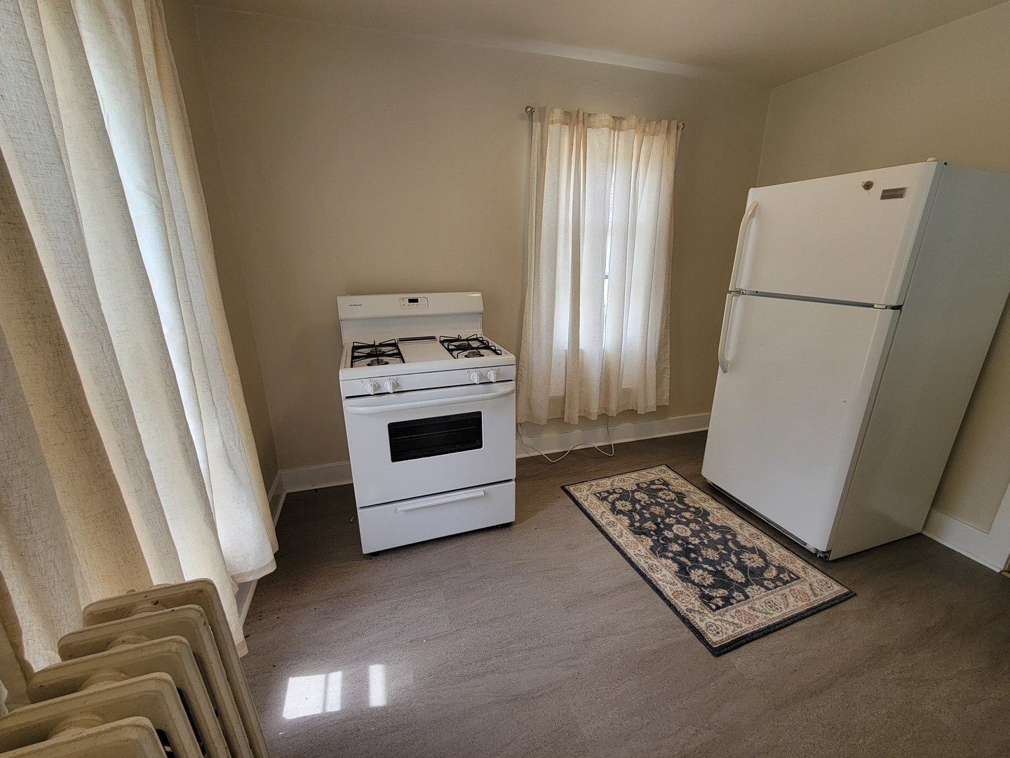 407 E Walnut Street Property Photo 13