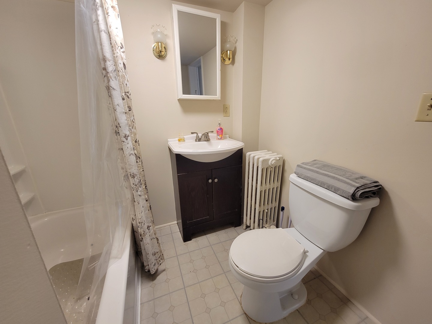 407 E Walnut Street Property Photo 21