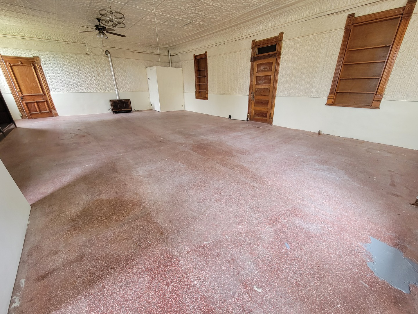 407 E Walnut Street Property Photo 23