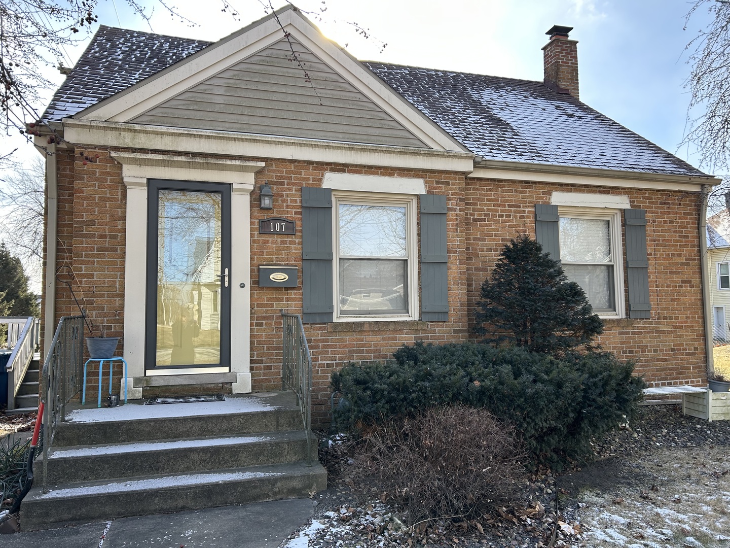 107 6th St Property Photo