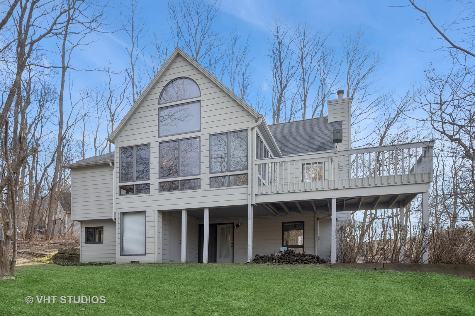 1 Longwood Court Property Photo 4