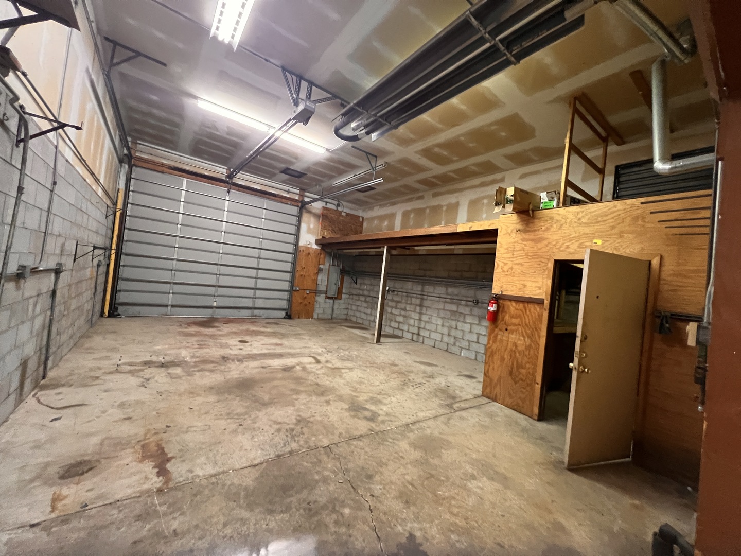 17406 Burnham Ave Property Photo 20