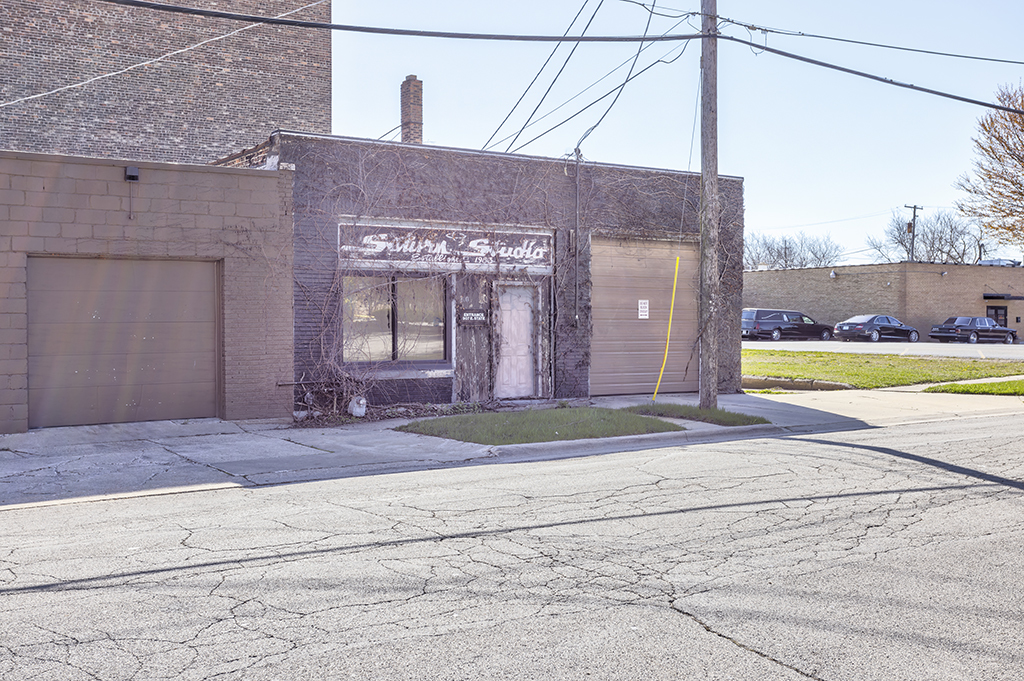 907 E State Street Property Photo 2