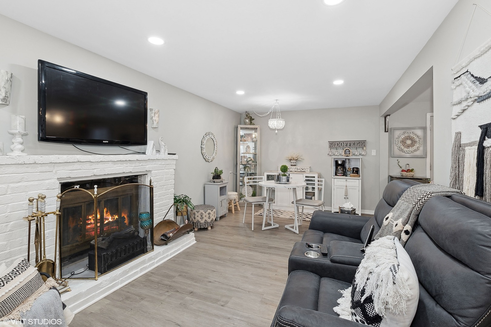 18100 Baker Avenue Property Photo 7