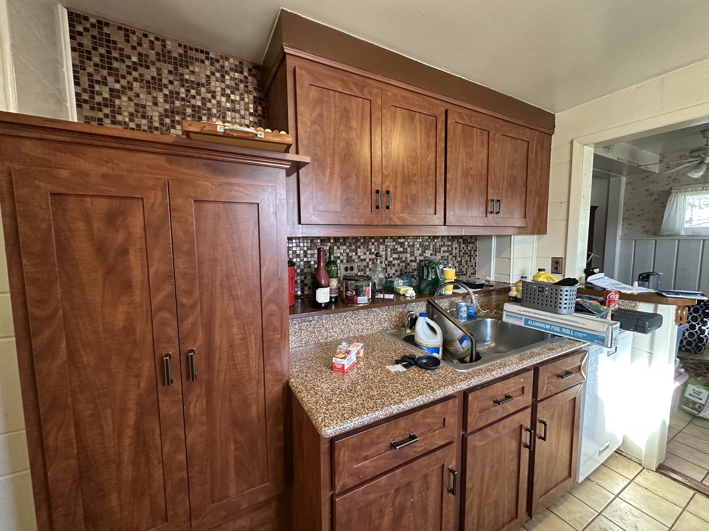 18524 E Lyn Court Property Photo 3