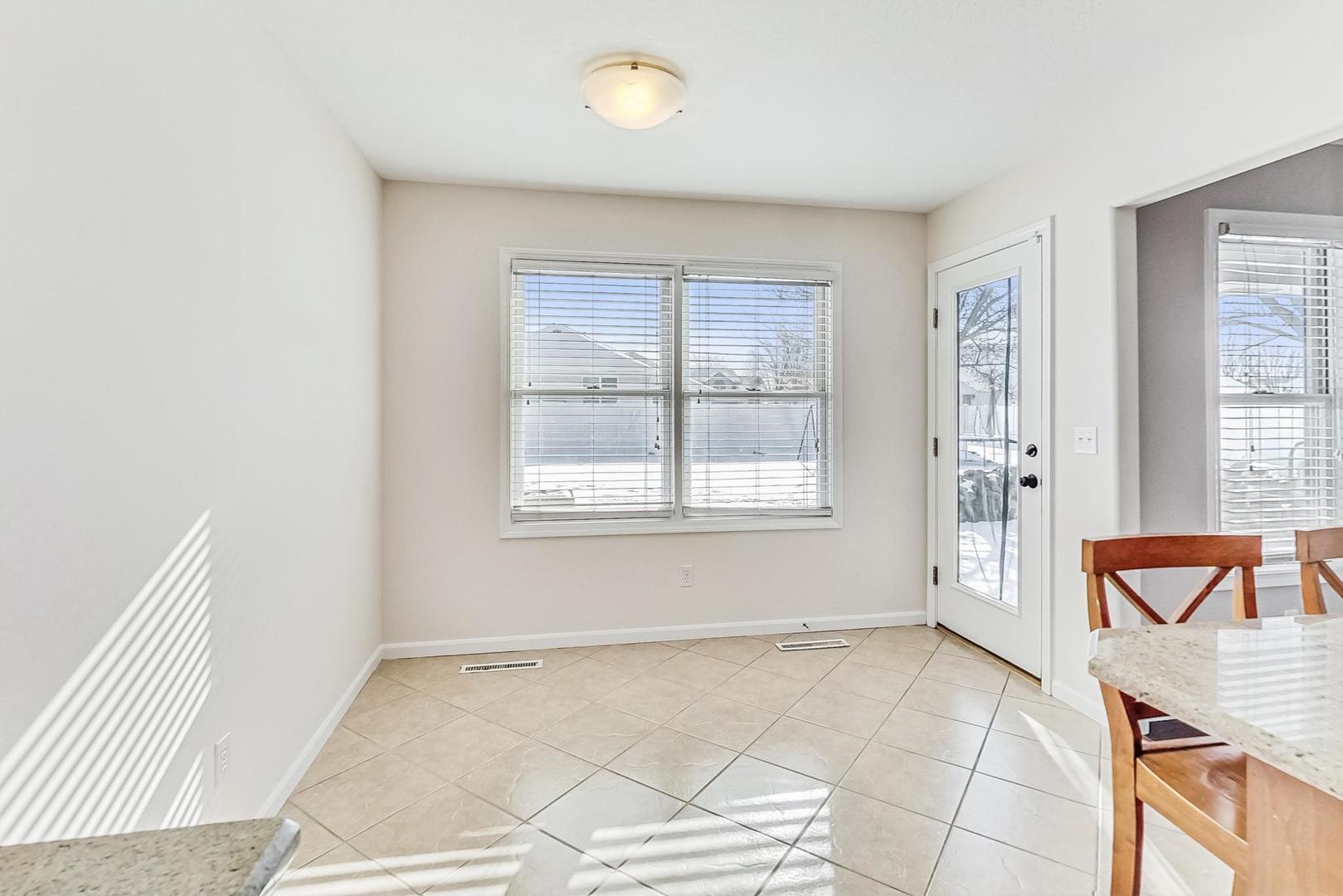370 Centerpoint Dr N Property Photo 10