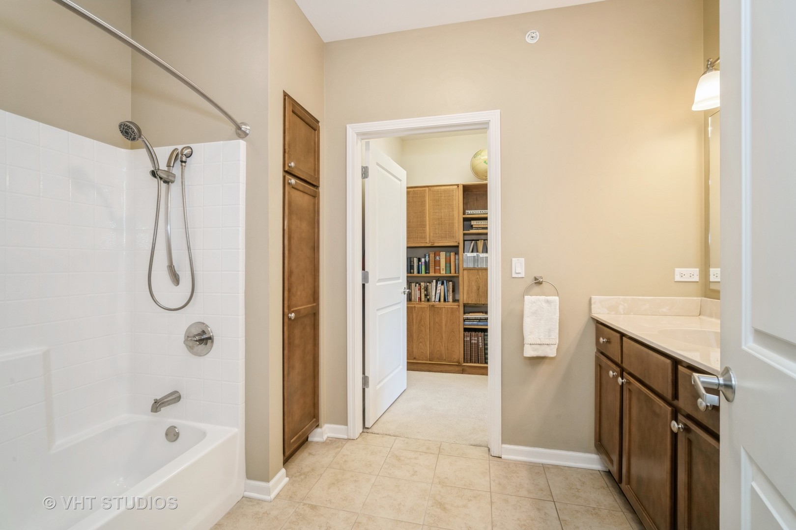 2220 Founders Drive 314 Property Photo 14