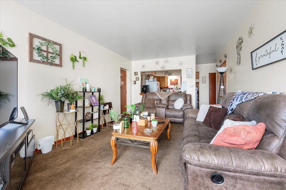 8244-8248 S Ashland Avenue Property Photo 11