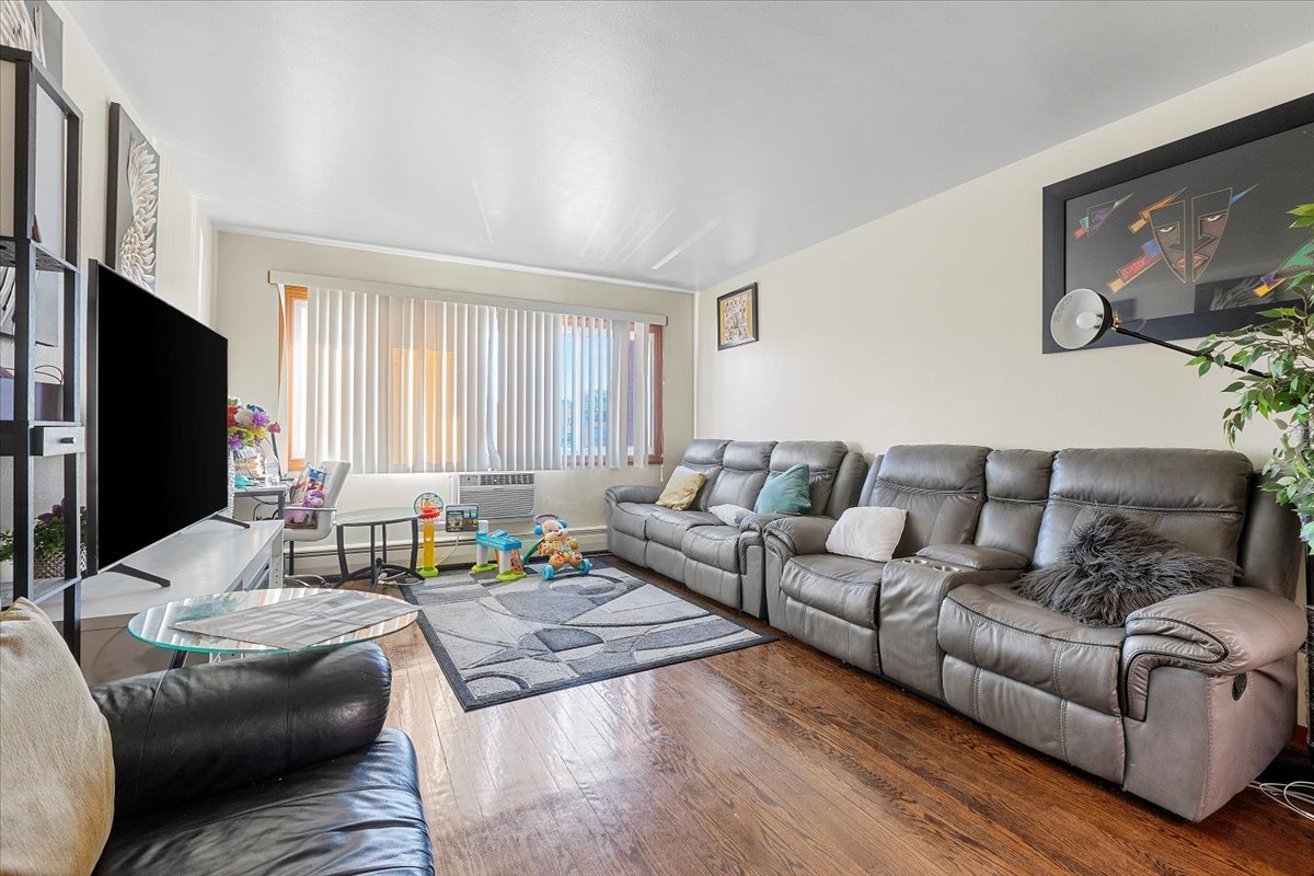 8244-8248 S Ashland Avenue Property Photo 15