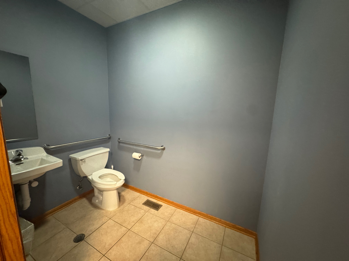 10331 W Lincoln Hwy Property Photo 12
