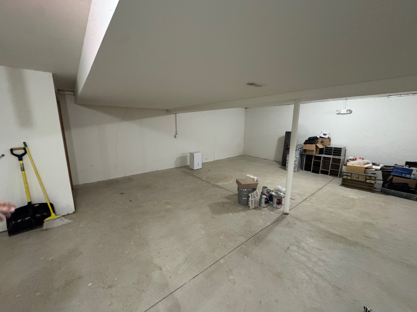 10331 W Lincoln Hwy Property Photo 15
