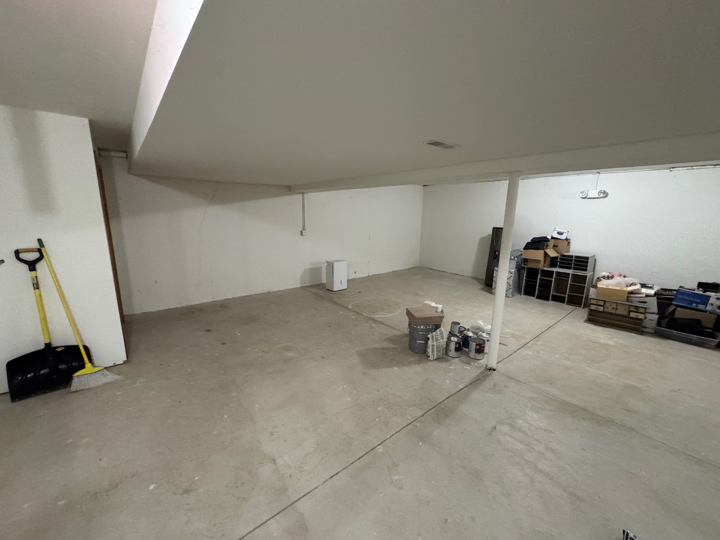 10331 W Lincoln Hwy Property Photo 16