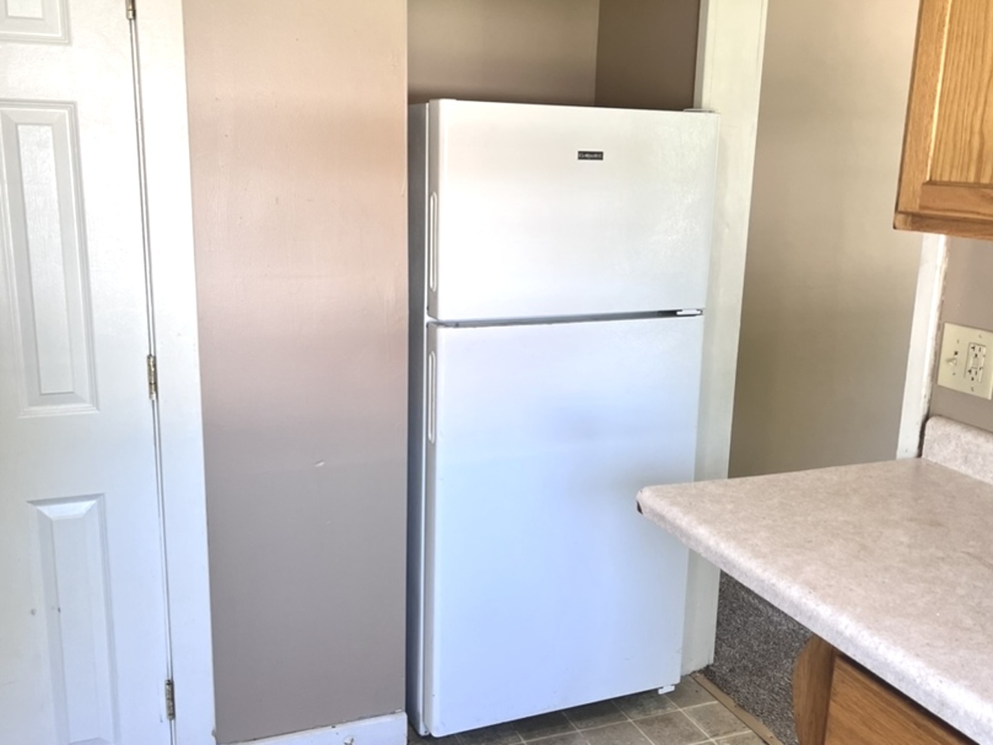 804 E Broadway St Property Photo 59