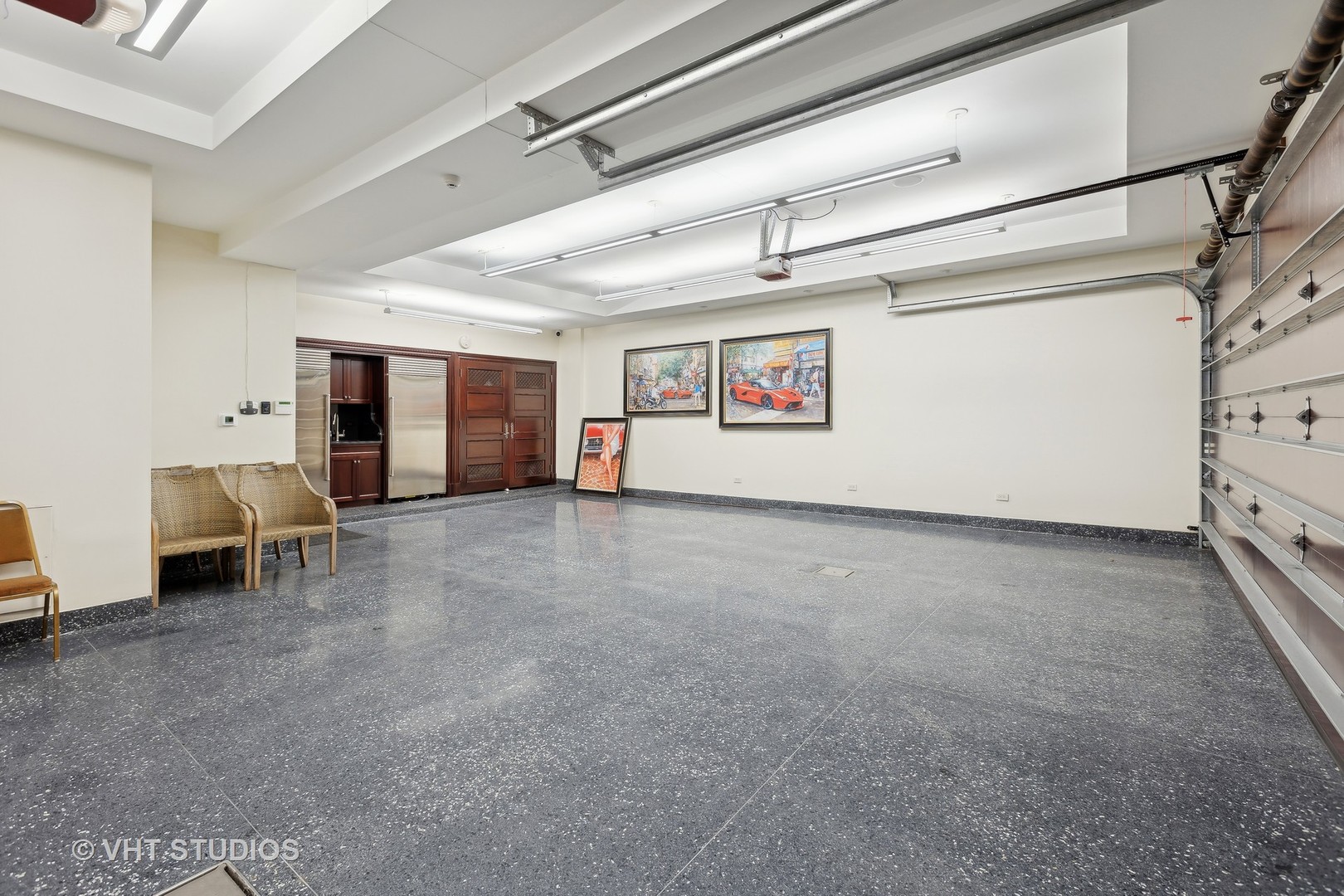915 N Dearborn Street Property Photo 60