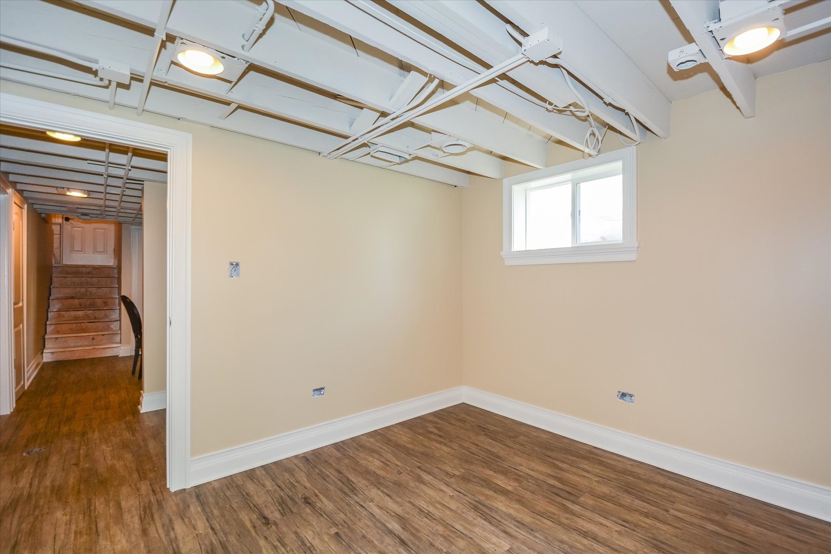 643 S Washington Street Ll Property Photo 10
