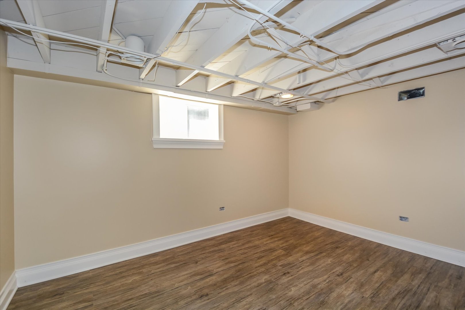 643 S Washington Street Ll Property Photo 12
