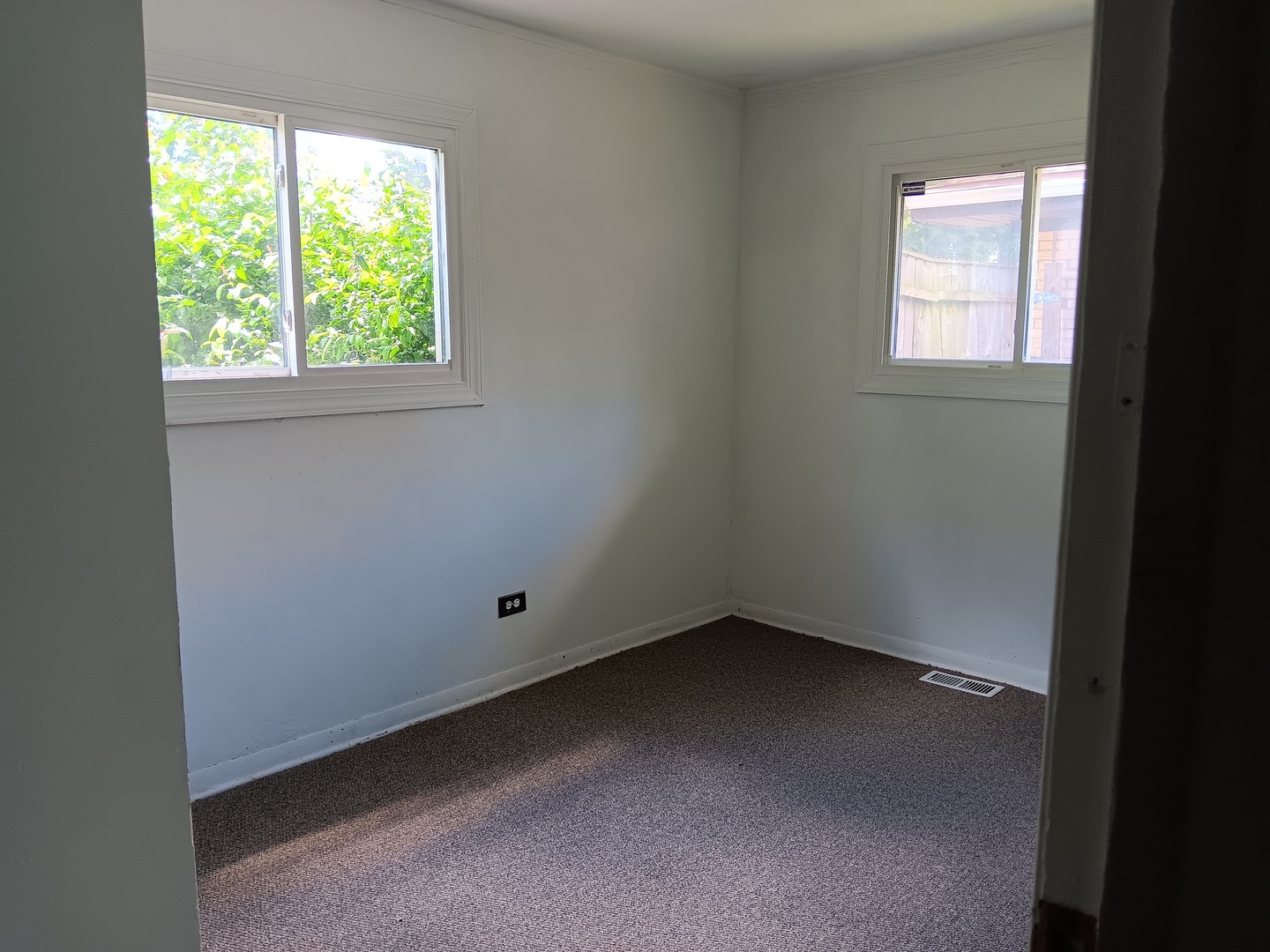 1521 E 13th Place Property Photo 14