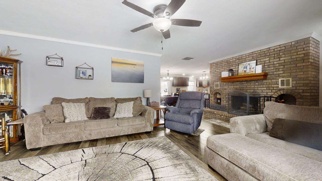 722 County Road 650 Property Photo 6