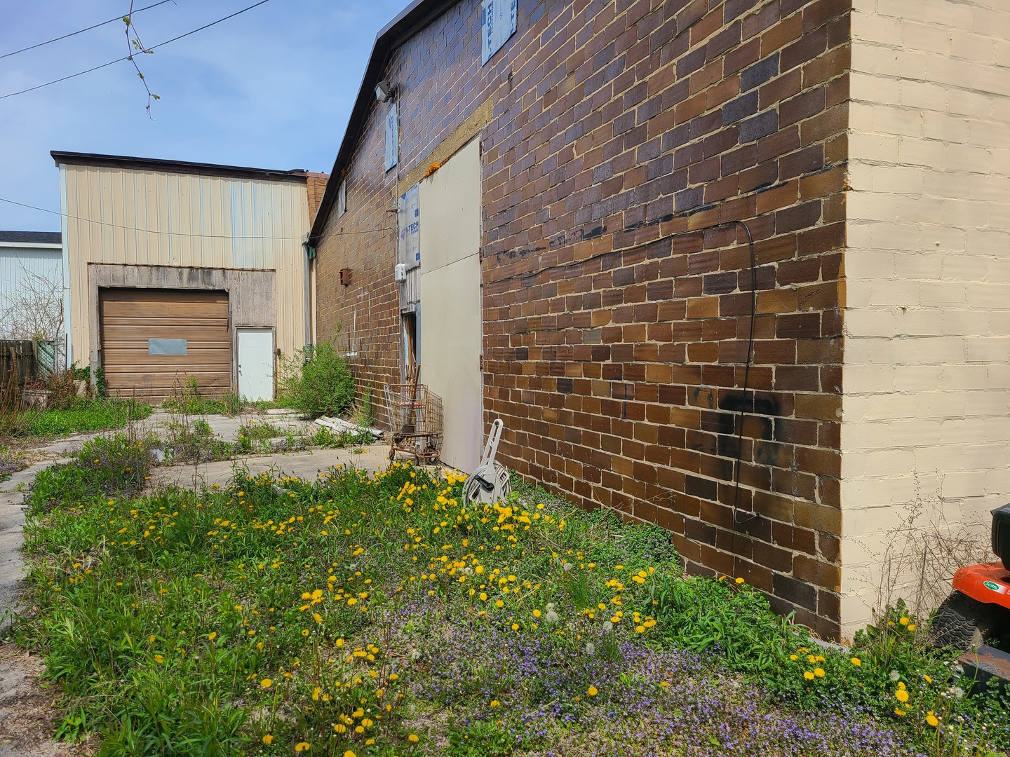 18418 Wentworth Ave Property Photo 5