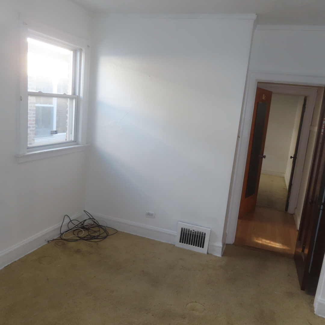 9612 S Greenwood Avenue Property Photo 14
