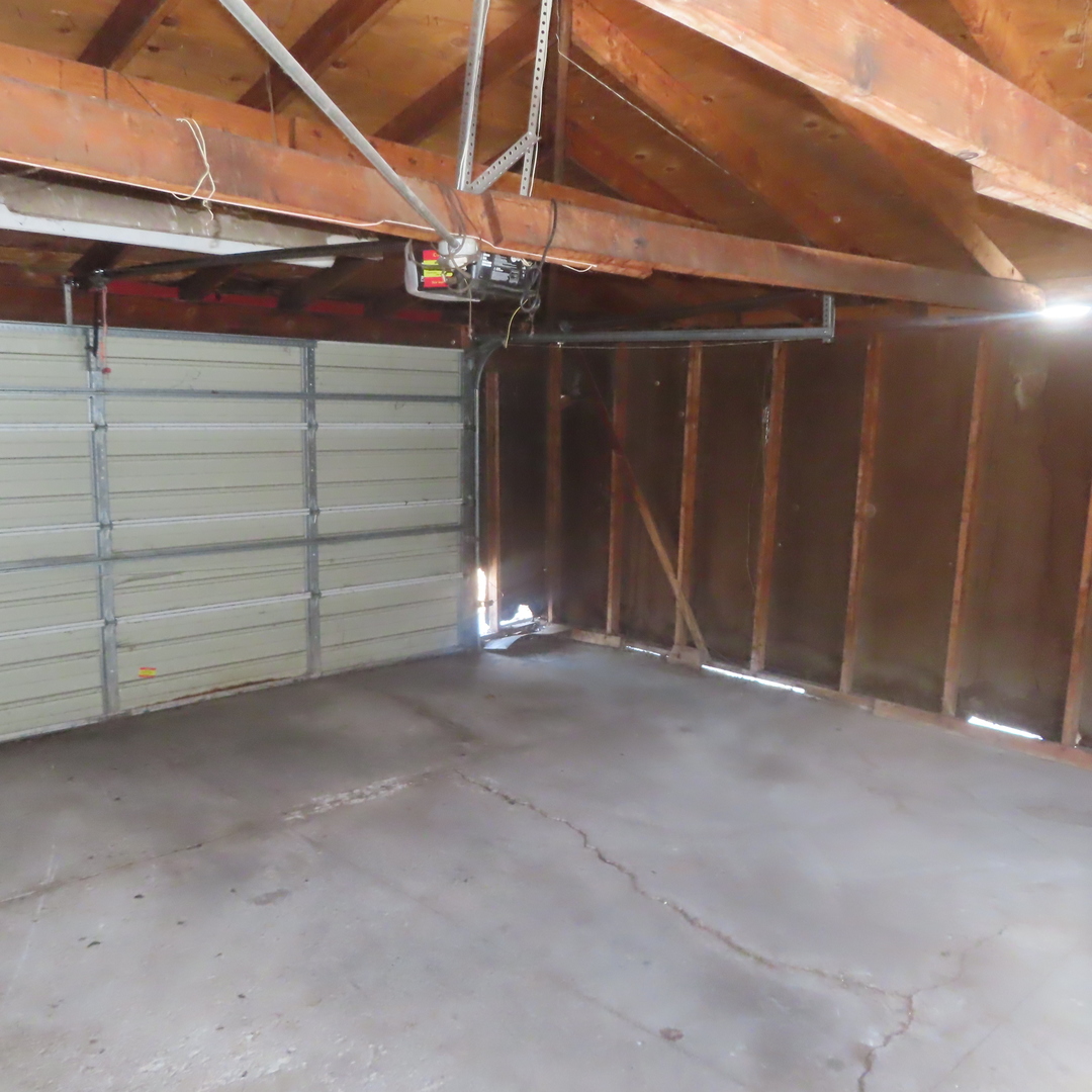 9612 S Greenwood Avenue Property Photo 24