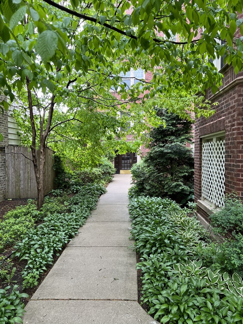 5638 N Kimball Avenue Property Photo