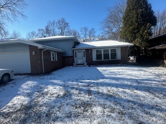 23036 Lakeshore Drive Property Photo