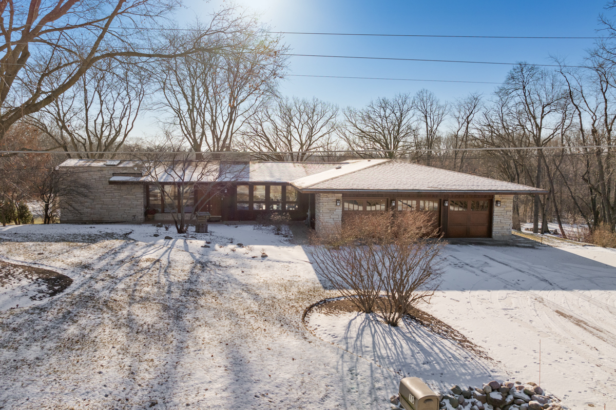 10 Acorn Drive Property Photo