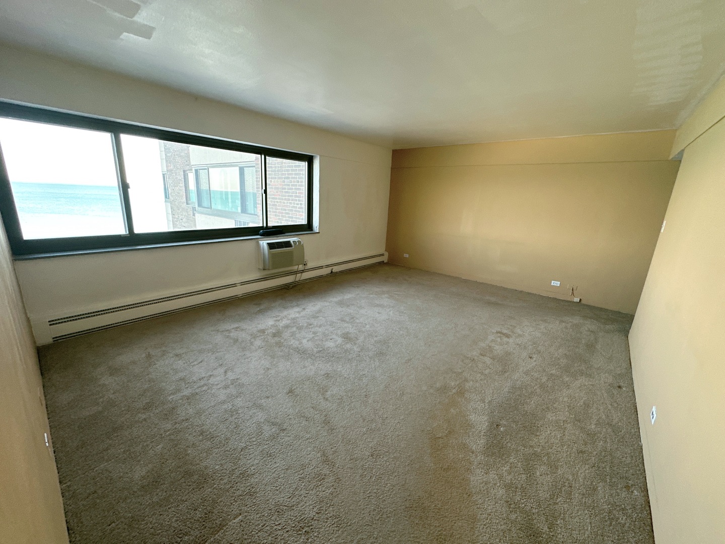 7337 S South Shore Drive 503 Property Photo 3