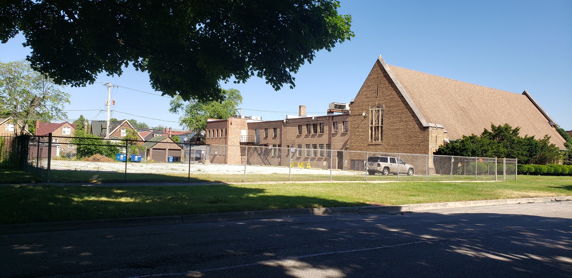 8100 S Calumet Avenue Property Photo 6
