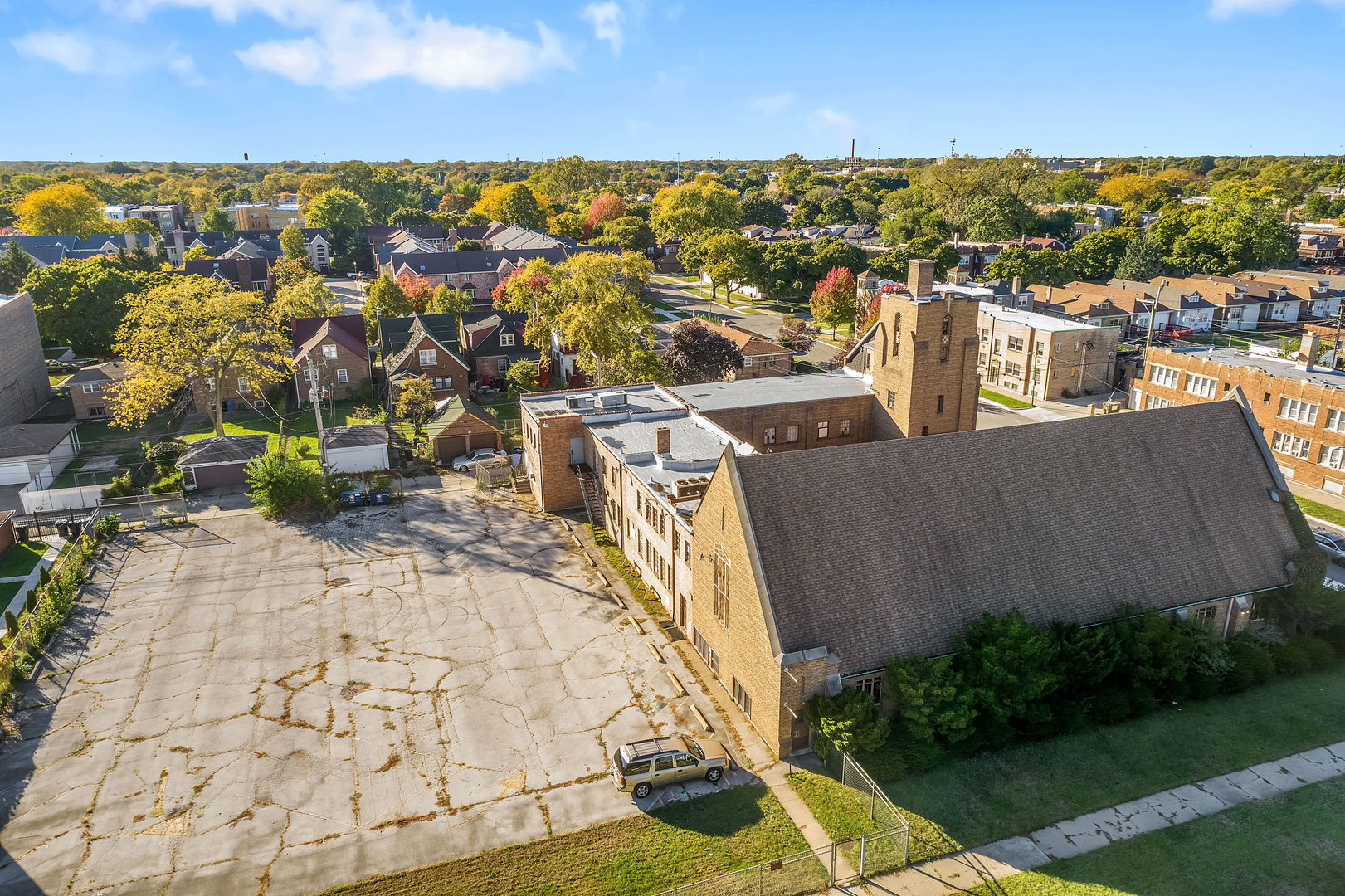 8100 S Calumet Avenue Property Photo 38