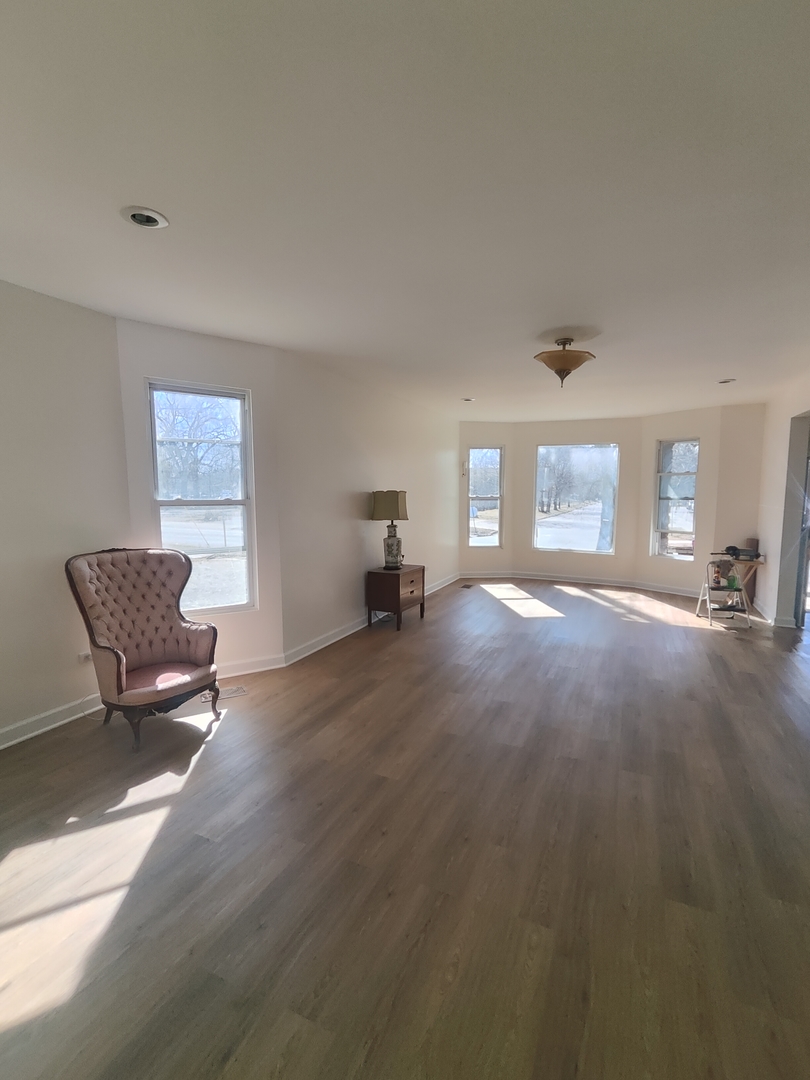 107 4th Avenue Property Photo 5