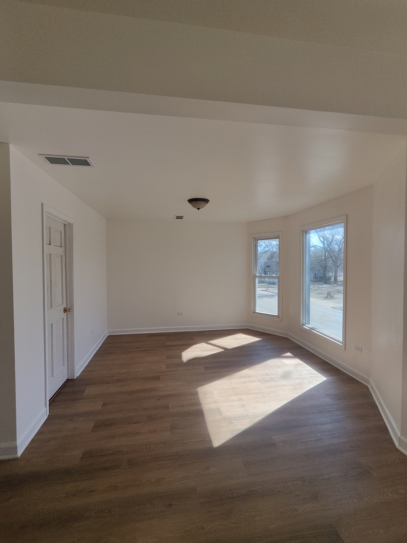 107 4th Avenue Property Photo 14