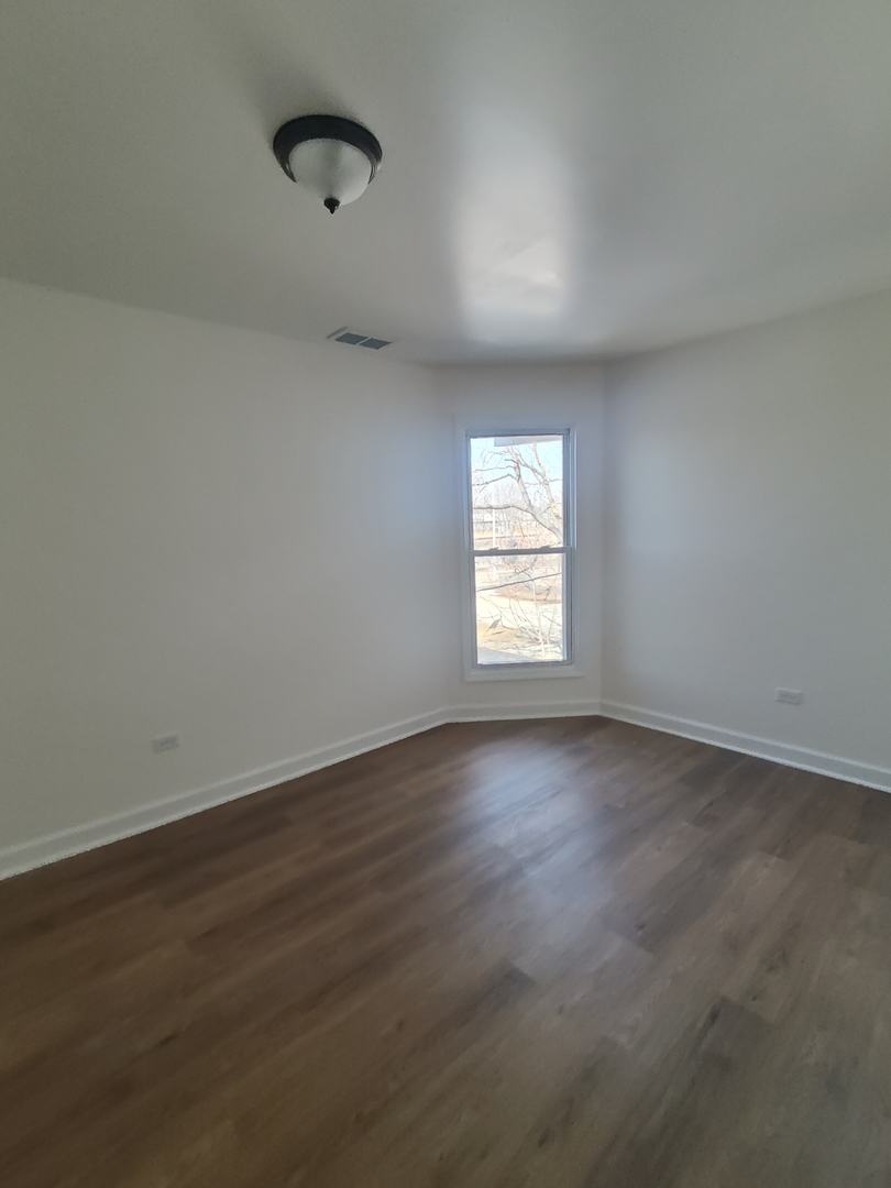 107 4th Avenue Property Photo 18