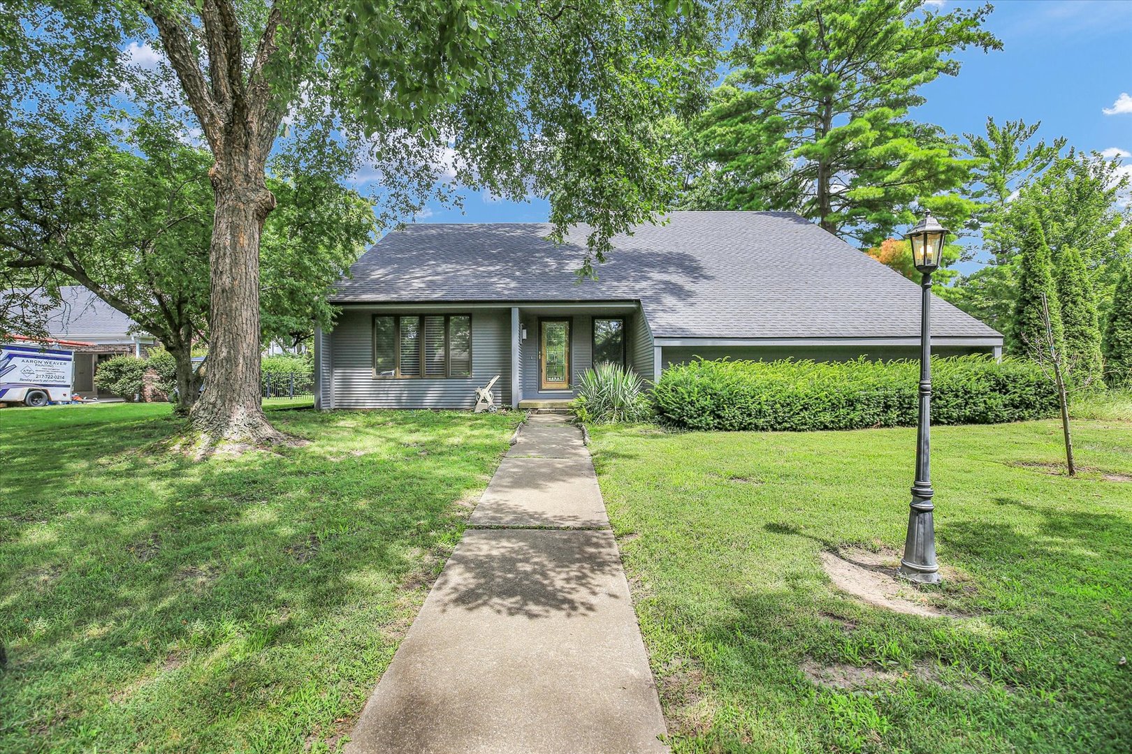 1912 Trout Valley Drive Property Photo 1