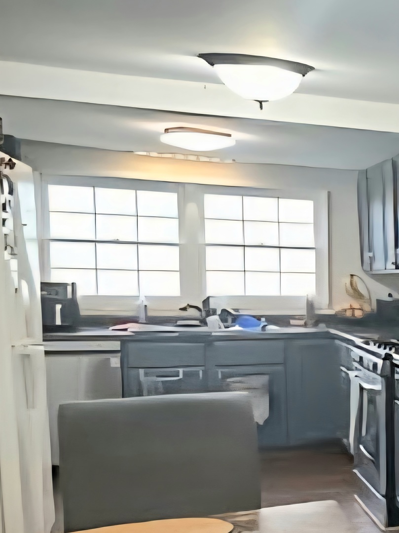 110 S Cherry Street Property Photo 22