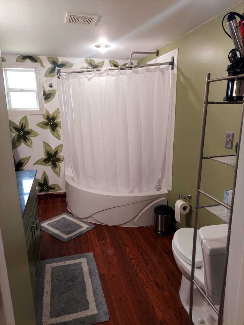 110 S Cherry Street Property Photo 27