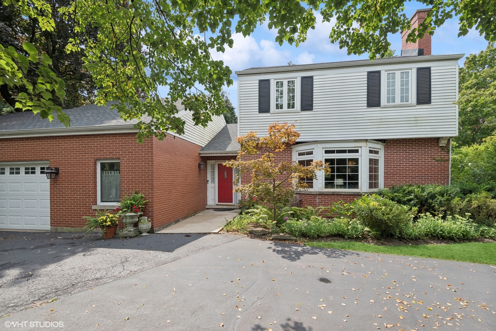 3853 Golf Road Property Photo