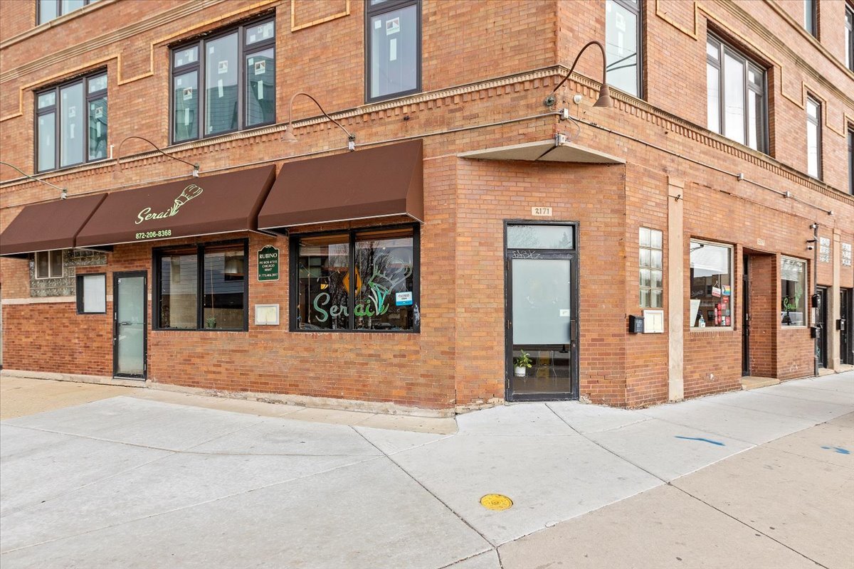 2169 N Milwaukee Ave Property Photo 2