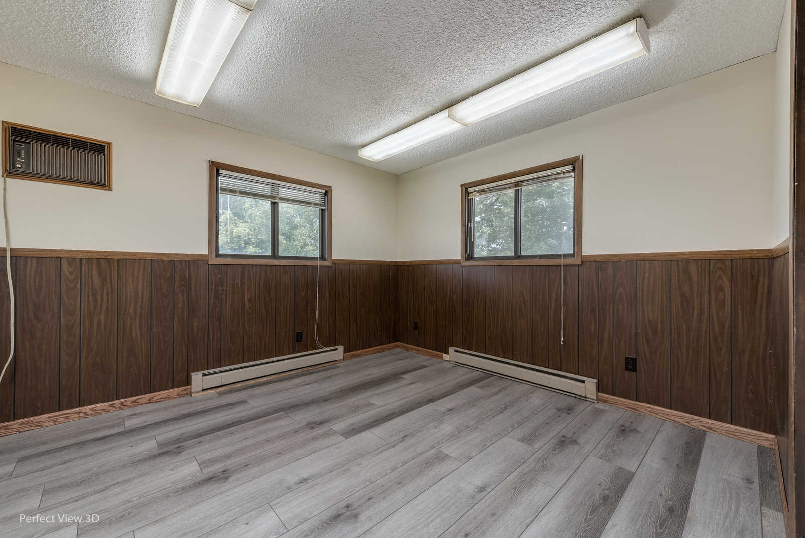 1200 E Church St Property Photo 11
