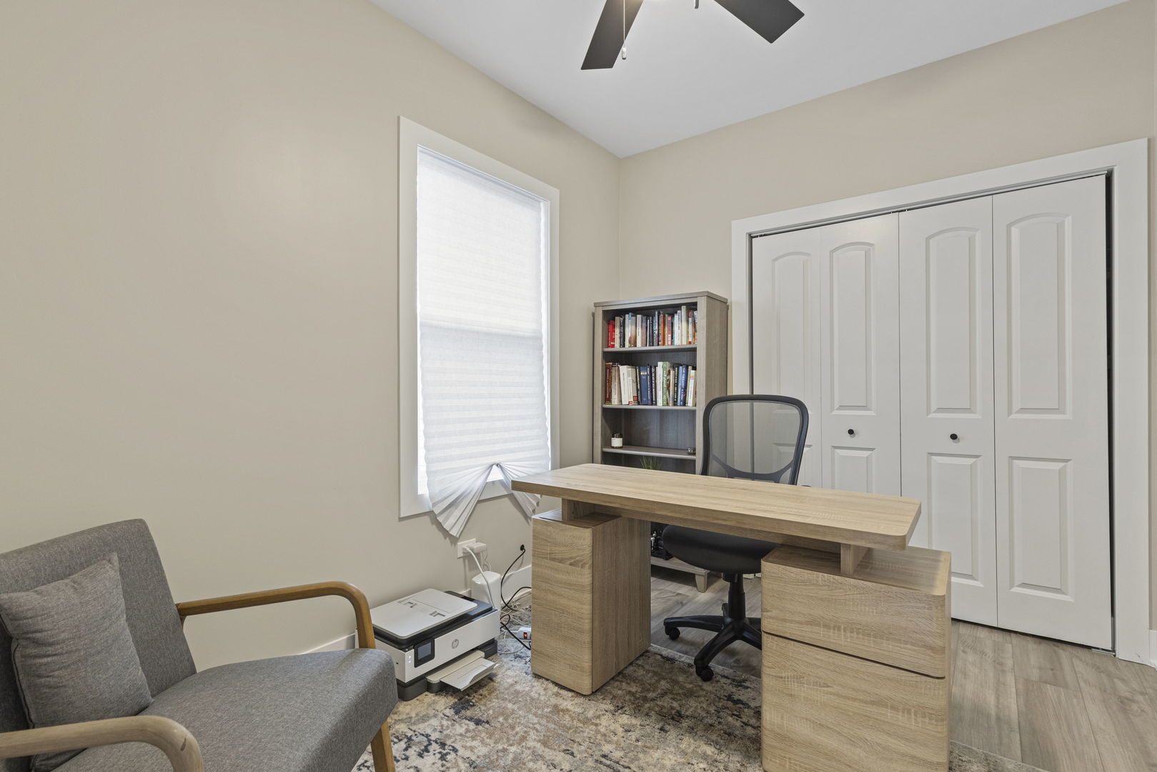 8126 S Dante Avenue Property Photo 13