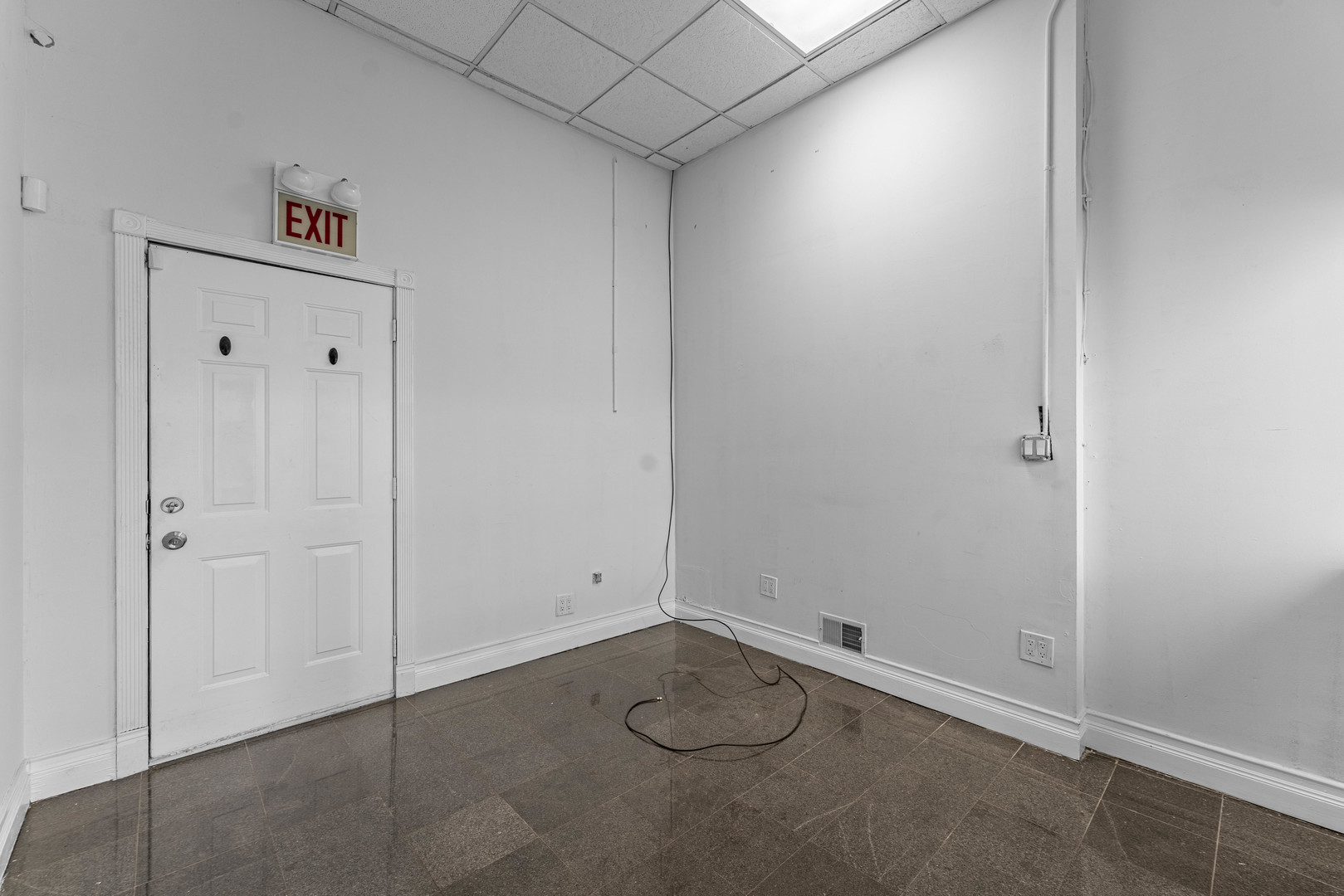 4325 W 26th Street Property Photo 5