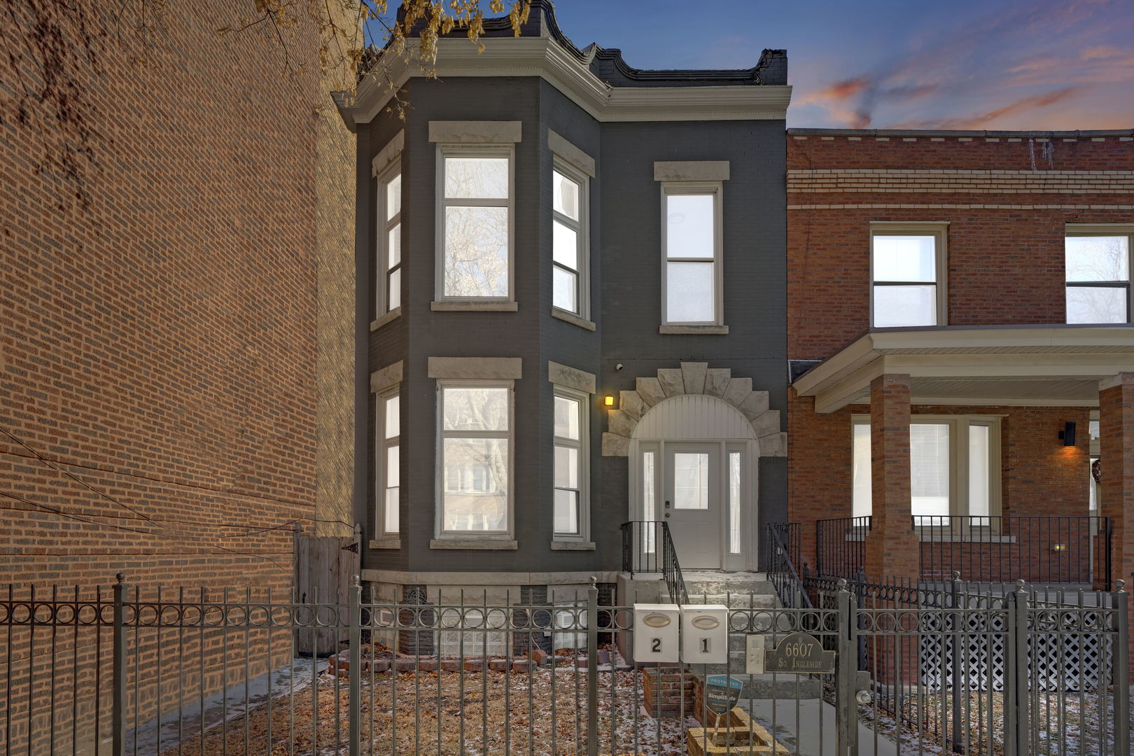 6607 S Ingleside Avenue Property Photo 1