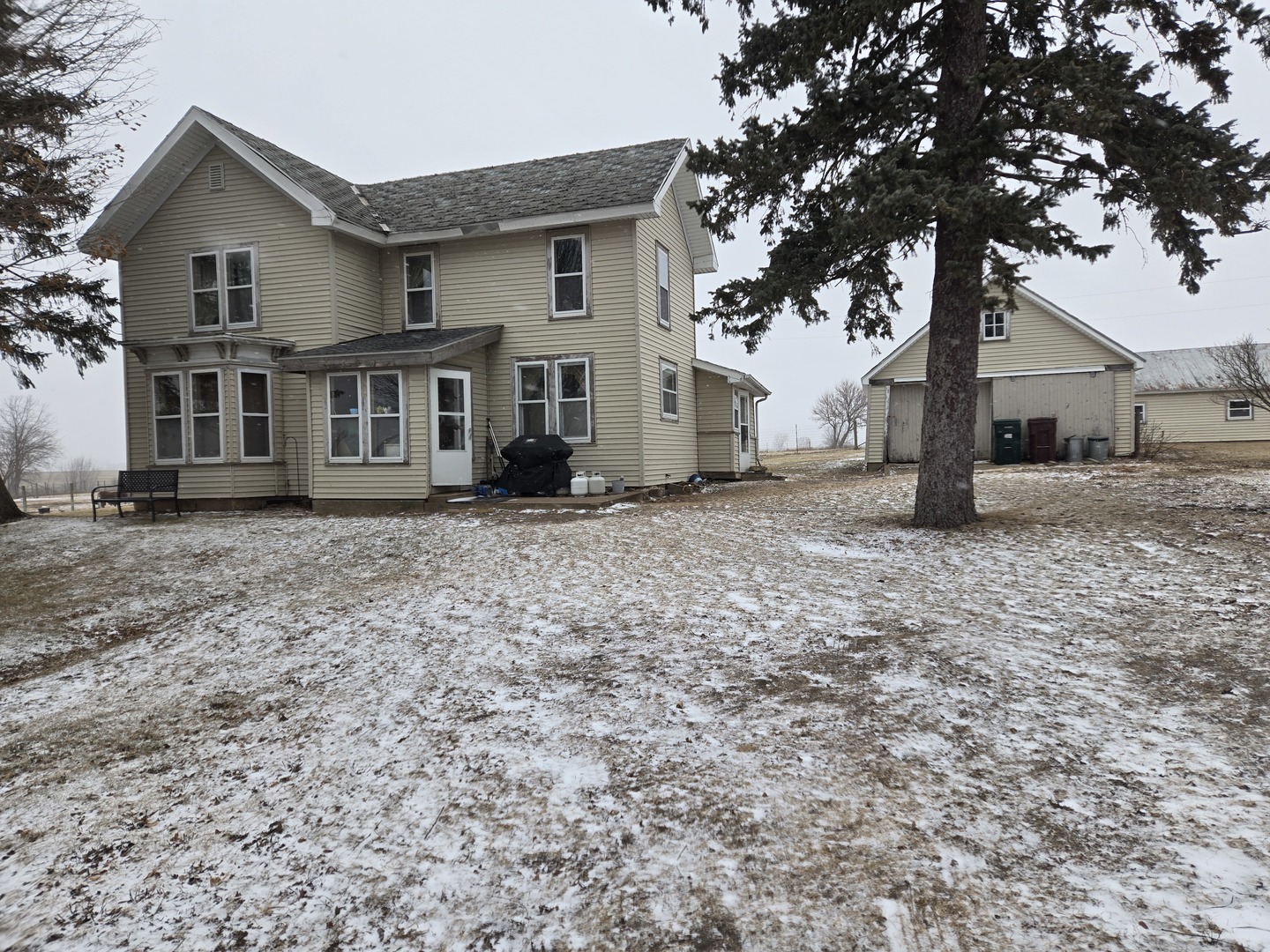 17532 W Eagle Point Road Property Photo