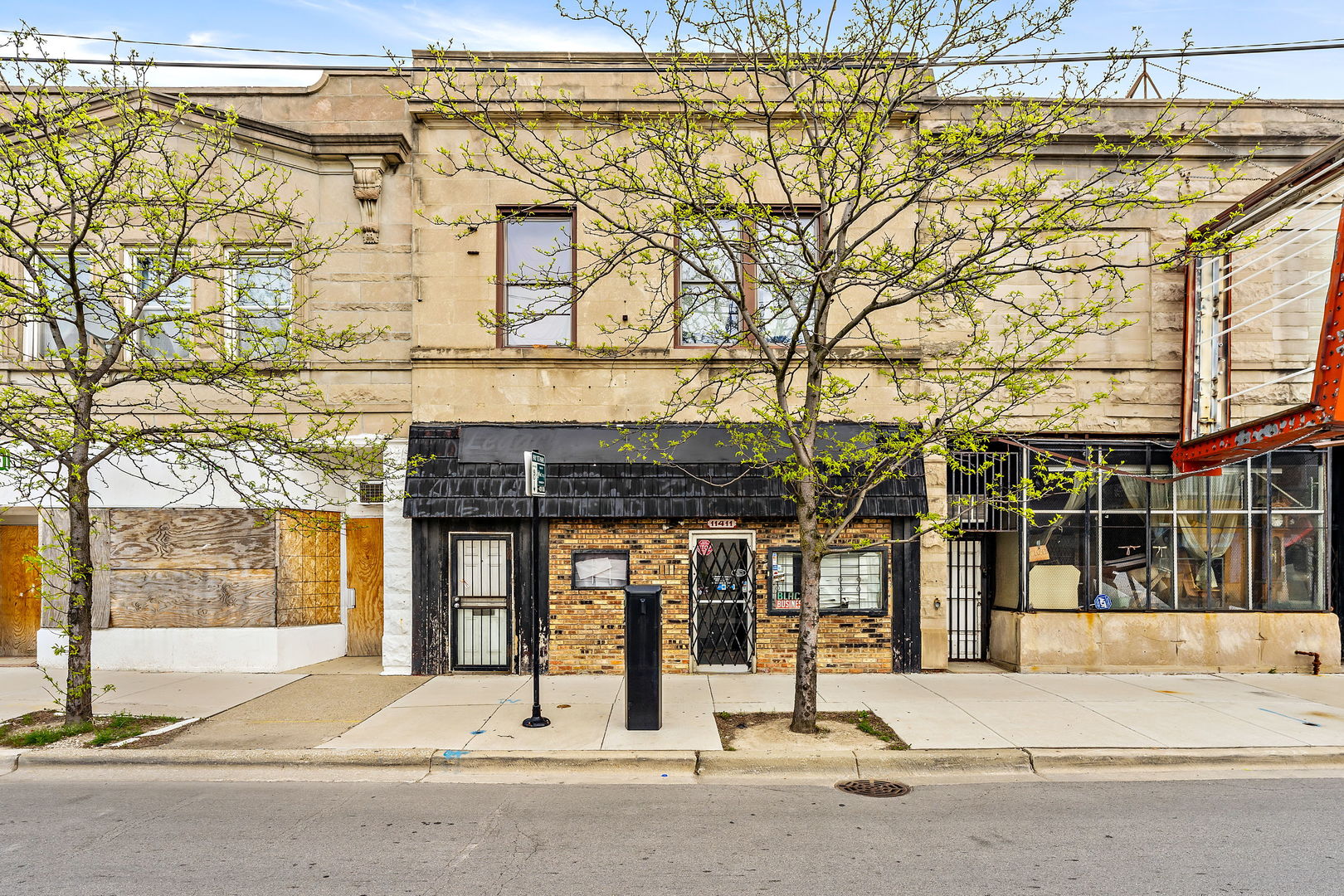 11411 S Michigan Ave Property Photo 1