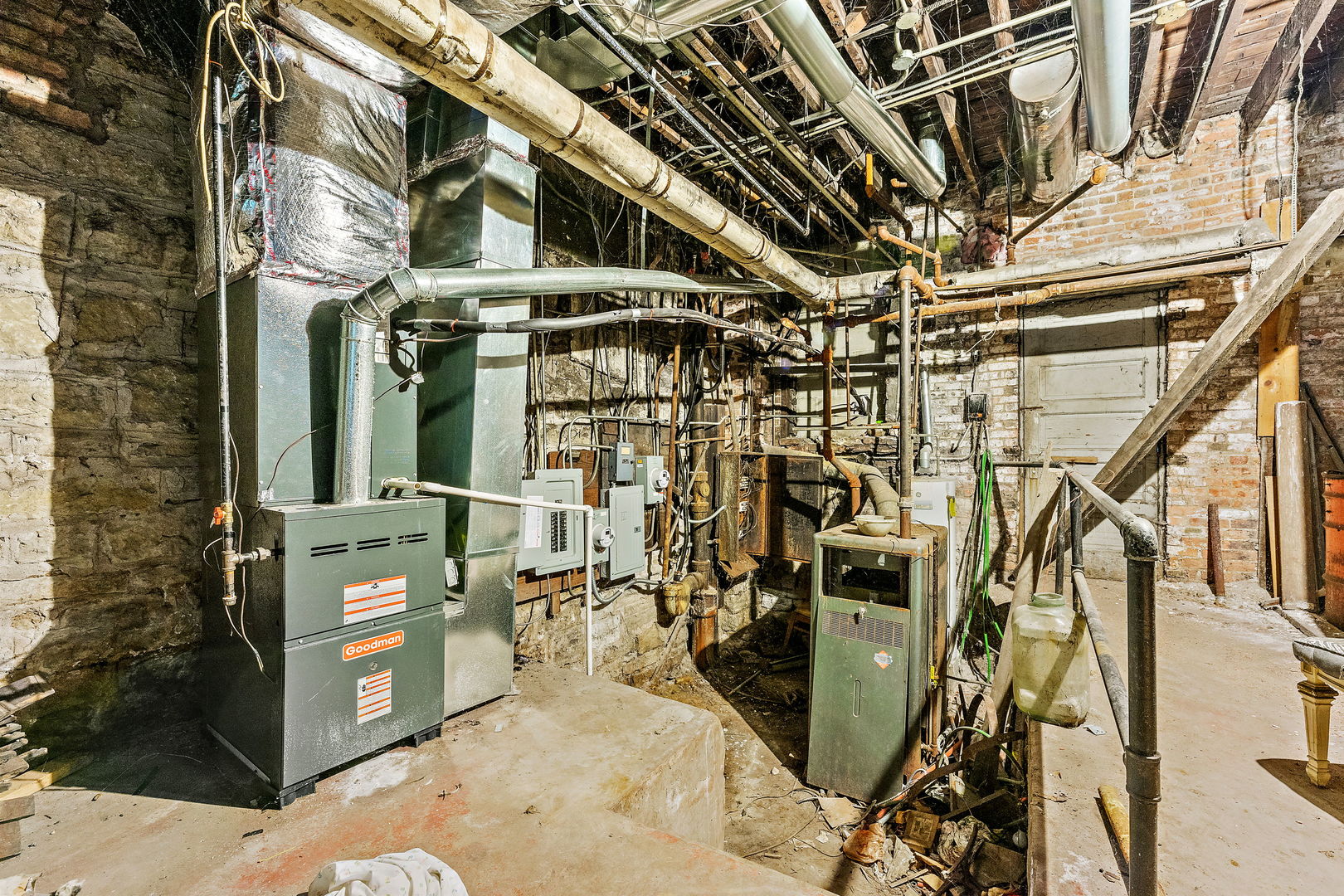 11411 S Michigan Ave Property Photo 15