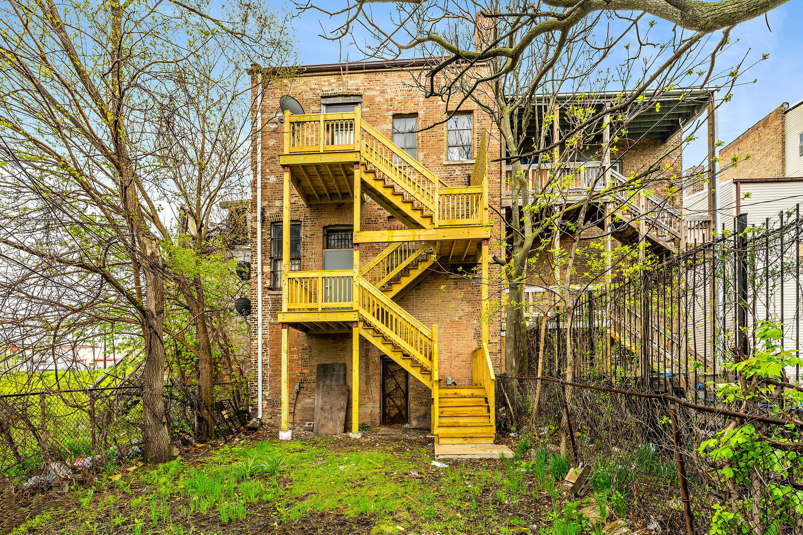 11411 S Michigan Ave Property Photo 16