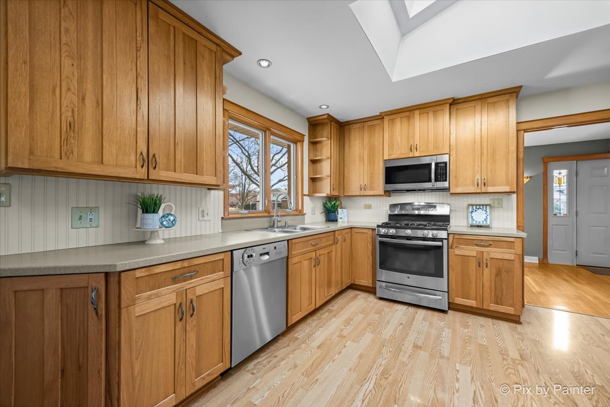 1112 62nd Place Property Photo 10