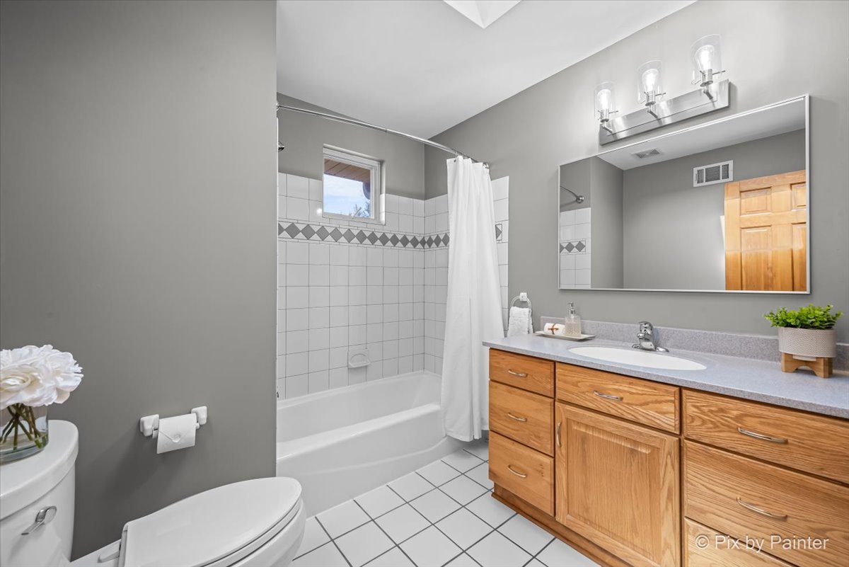 1112 62nd Place Property Photo 13